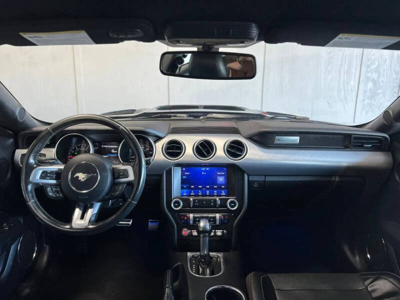 2019 Ford Mustang