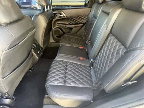 2022 Mitsubishi Outlander SEL