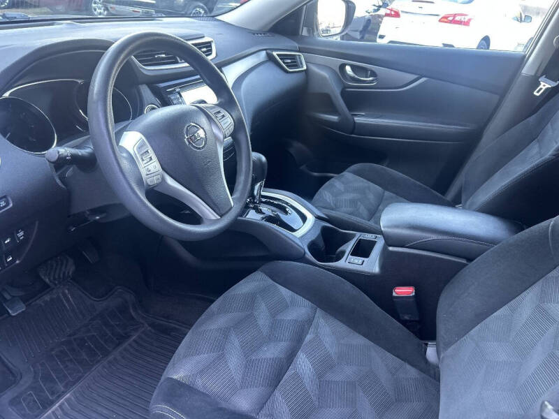 2015 Nissan Rogue SV