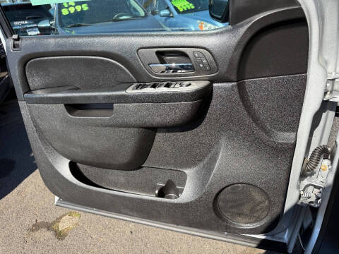 2013 Chevrolet Suburban LT