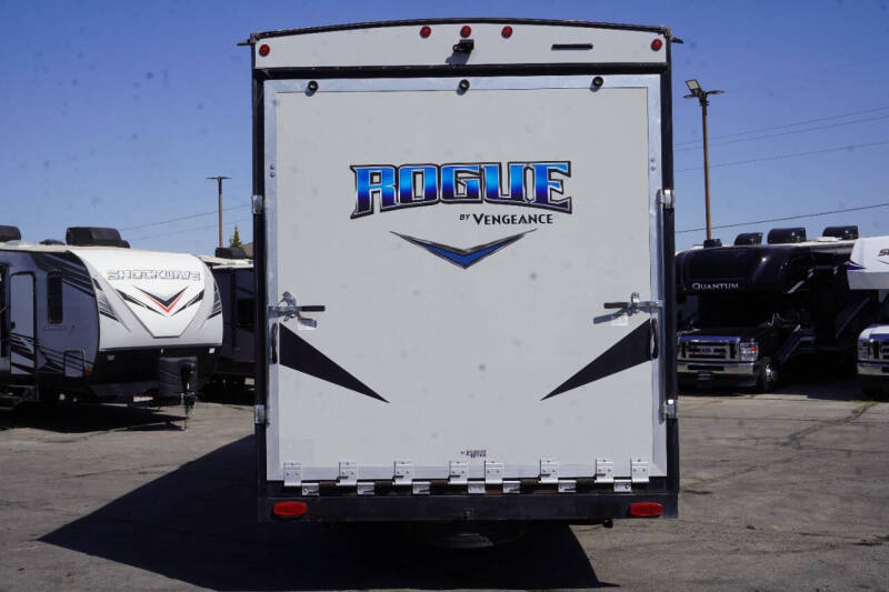 2019 Forest River Rogue by Vengeance