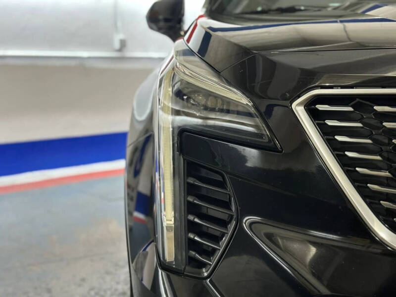 2019 Cadillac XT4 Premium Luxury
