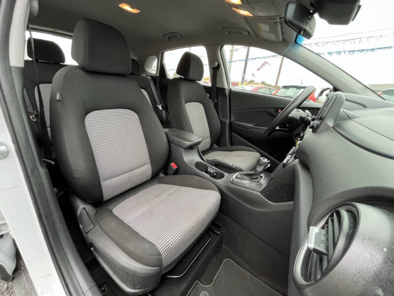 2021 Hyundai Kona SE