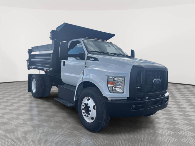 2022 Ford F-750 Super Duty