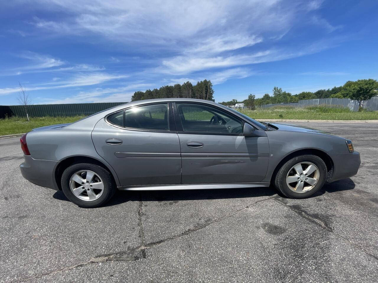 2007 Pontiac Grand Prix for sale at Twin Cities Auctions in Elk River, MN