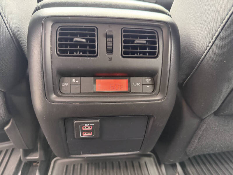 2018 Nissan Pathfinder S