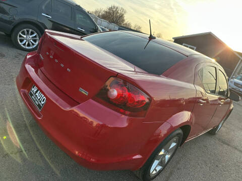 2011 Dodge Avenger Lux