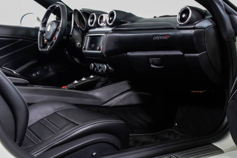 2017 Ferrari California T
