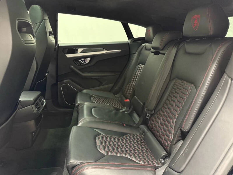 2021 Lamborghini Urus