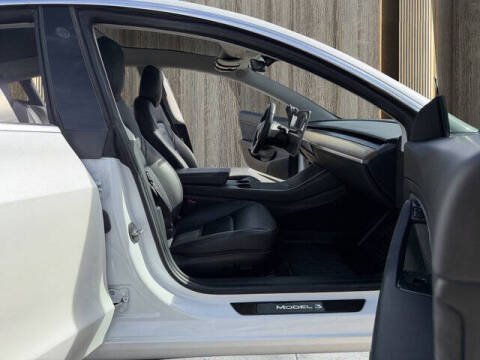 2020 Tesla Model 3 Performance