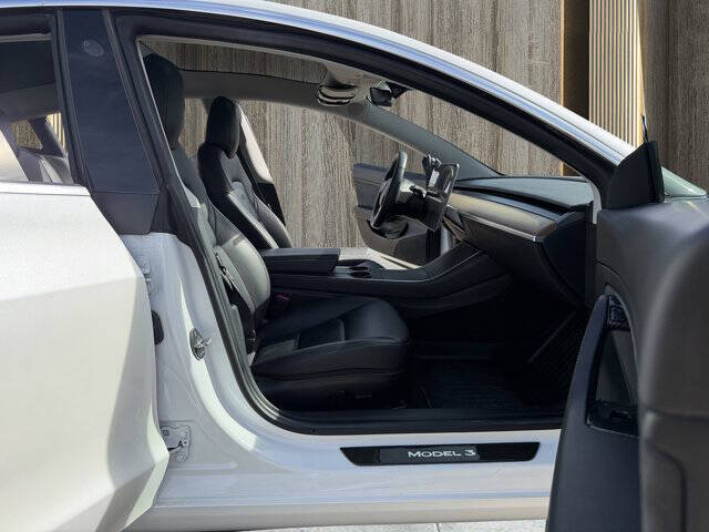 2020 Tesla Model 3 Performance