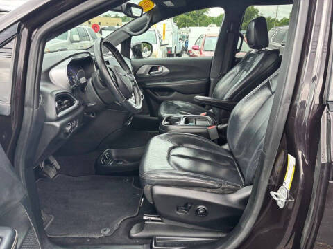 2018 Chrysler Pacifica Touring L