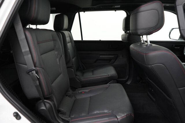 2025 Toyota Sequoia Platinum