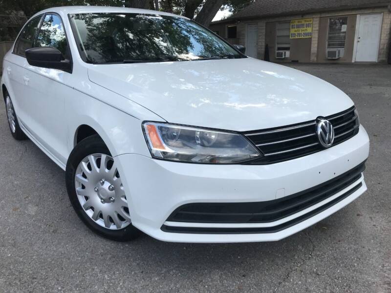 2015 Volkswagen Jetta for sale at Discount Auto in Austin TX