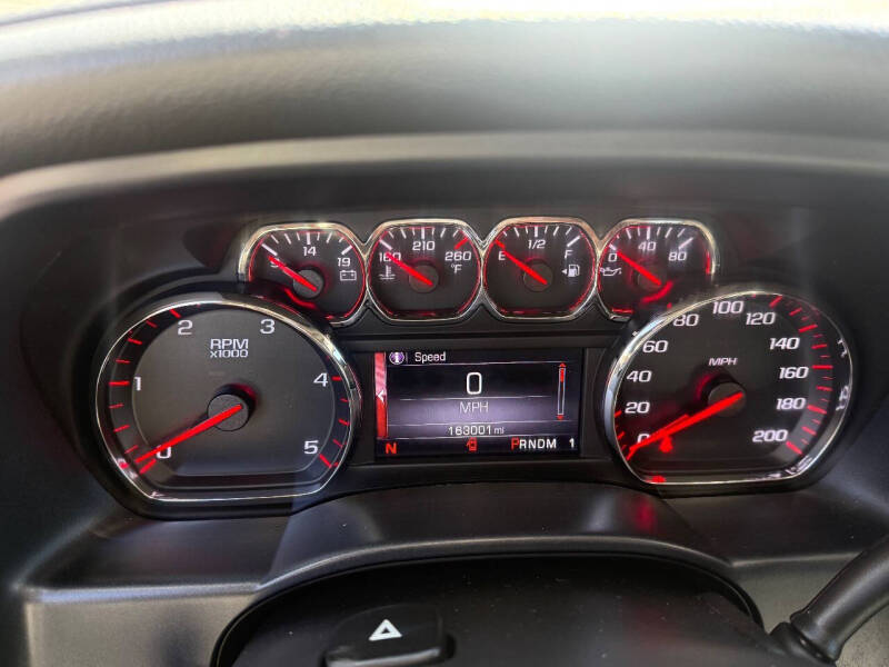 Image 9 of 2015 GMC Sierra 2500HD SLT