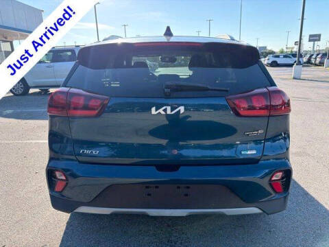 2022 Kia Niro LXS