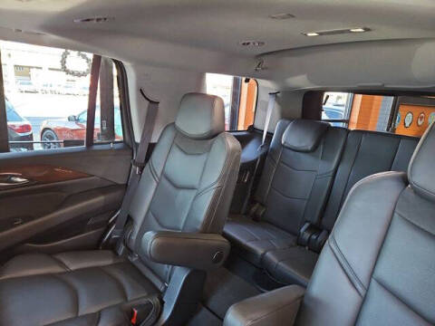 2019 Cadillac Escalade Luxury