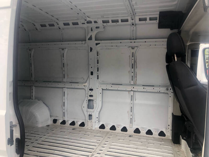 2021 RAM ProMaster Cargo Van Base photo 16