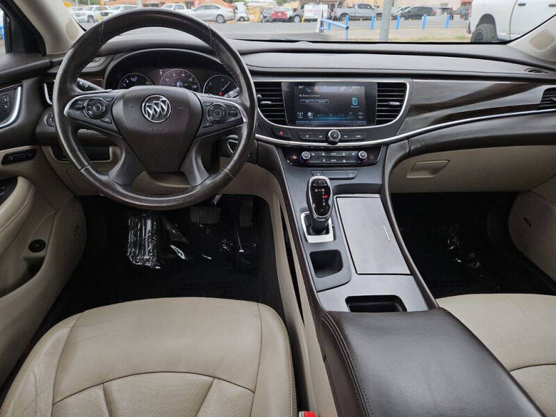 2017 Buick LaCrosse Essence