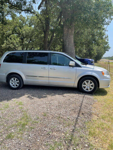 2012 Chrysler Town and Country for sale at BARROW MOTORS in Campbell TX