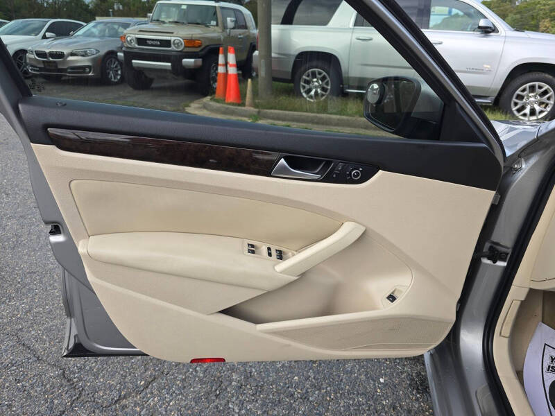 2014 Volkswagen Passat 2.0L TDI SEL Premium