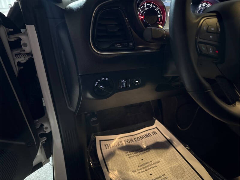 2017 Dodge Challenger SXT