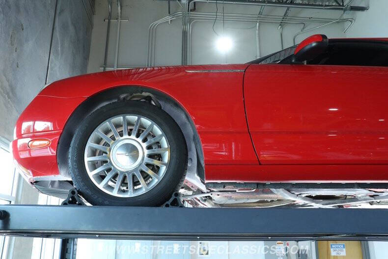 2005 Ford Thunderbird Deluxe
