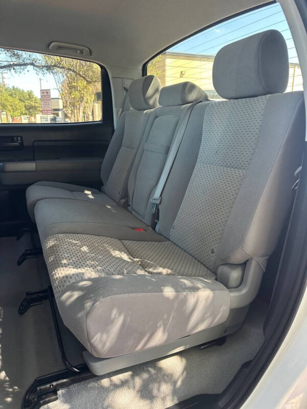 2011 Toyota Tundra Grade