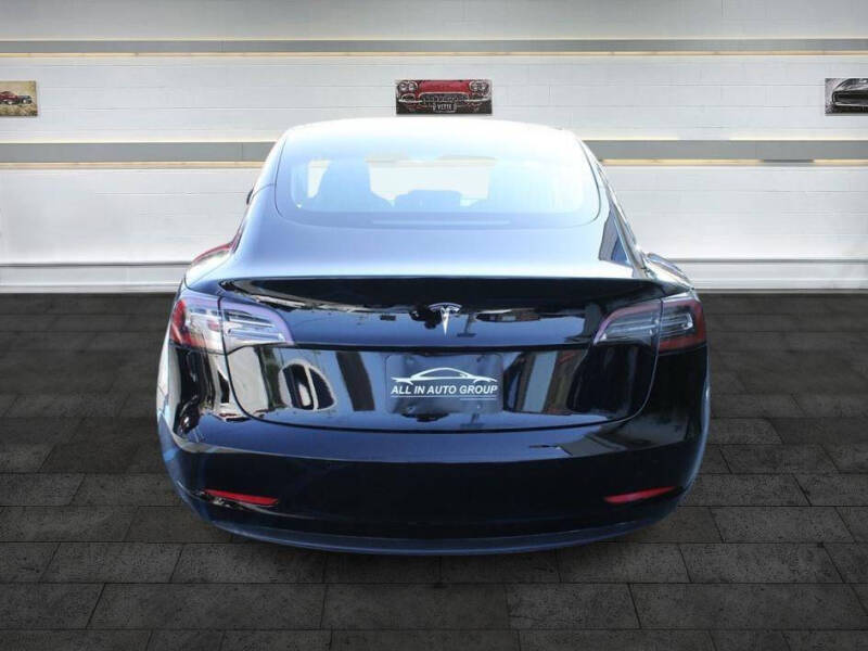 2019 Tesla Model 3 Standard Range Plus