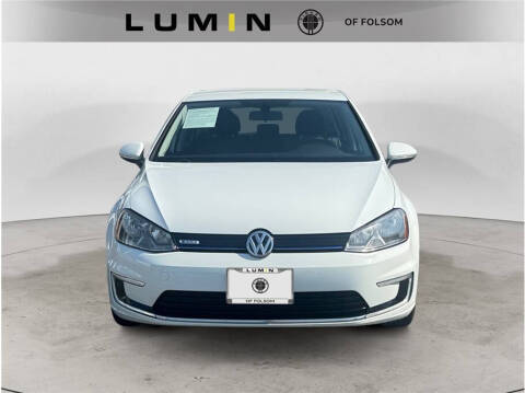 2016 Volkswagen e-Golf SE