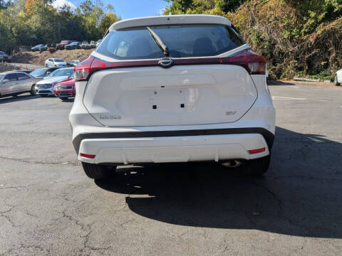 2023 Nissan Kicks SV