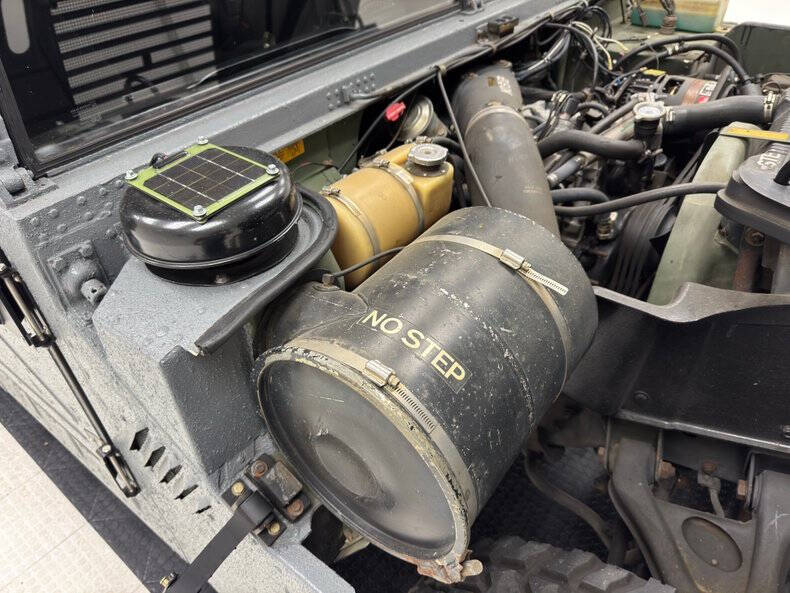 1989 AM General Hummer