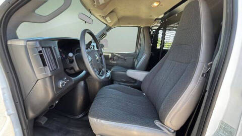 2024 Chevrolet Express 2500