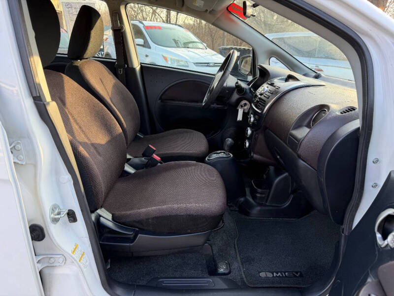 2012 Mitsubishi i-MiEV ES