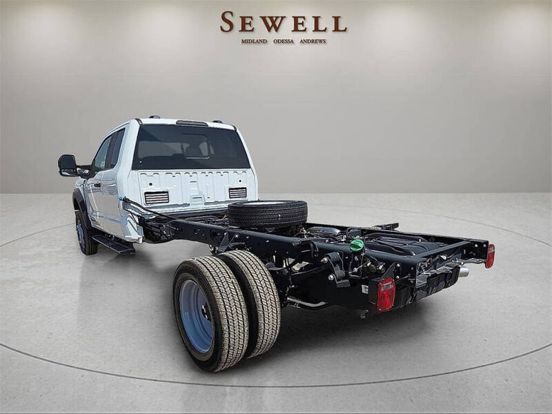 2025 Ford F-550 Super Duty