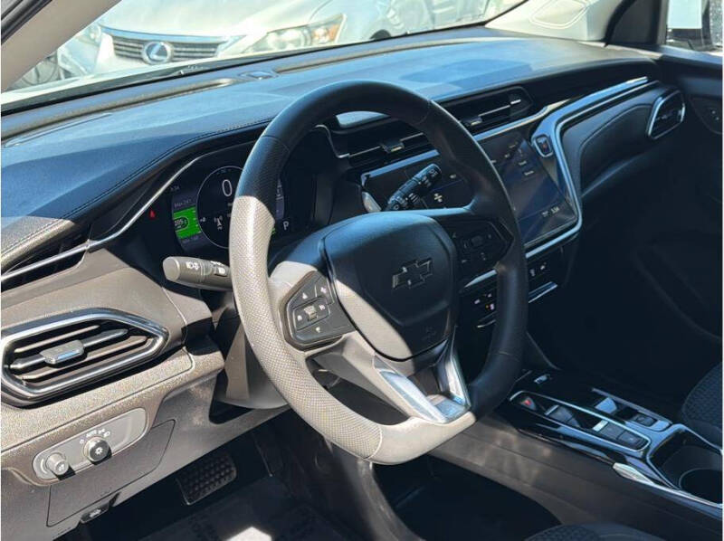 2023 Chevrolet Bolt EUV LT