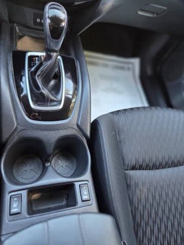 2018 Nissan Rogue SV