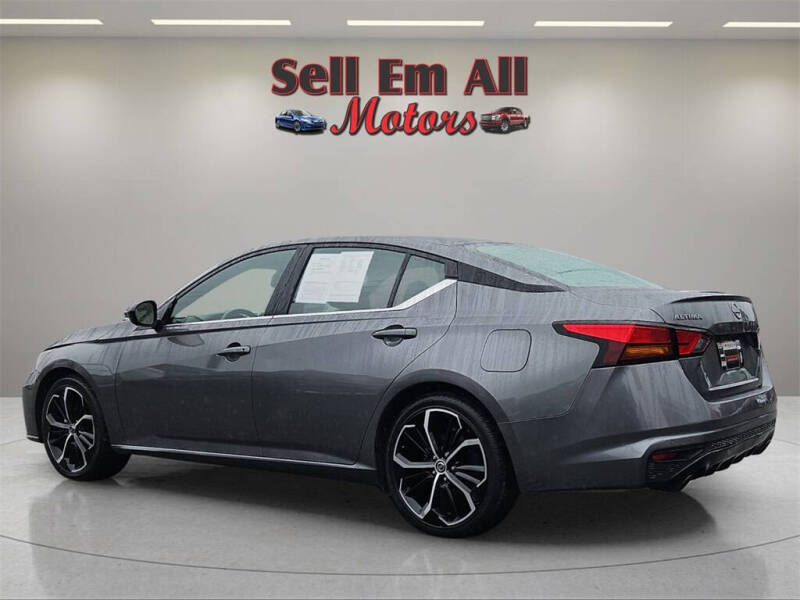 2023 Nissan Altima 2.5 SR