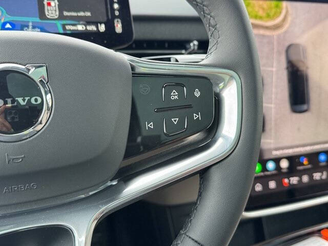 2025 Volvo EX90 Twin Plus 7P