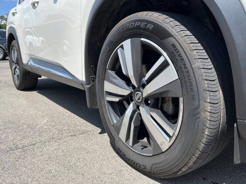 2021 Nissan Rogue SL