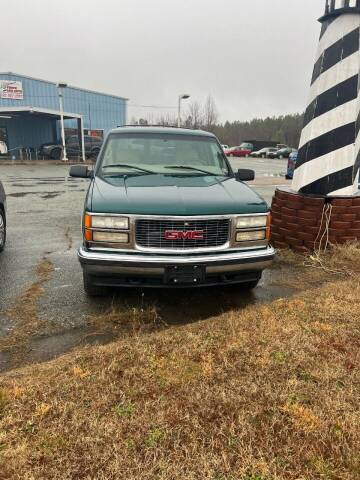 1999 GMC Suburban for sale at Lighthouse Truck and Auto LLC in Dillwyn VA