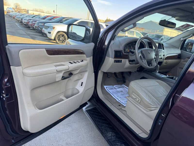 2014 Nissan Armada Platinum