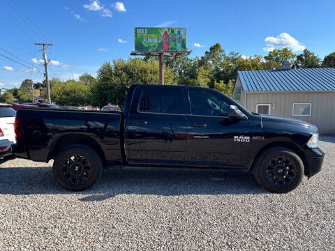 2016 RAM 1500 SLT