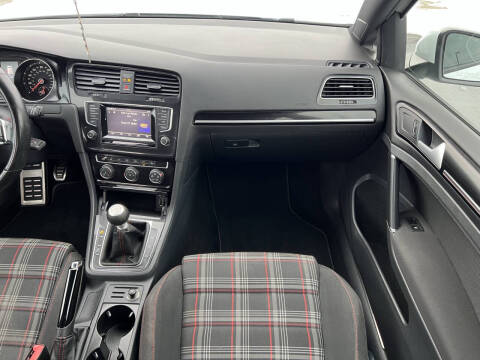 2015 Volkswagen Golf GTI S