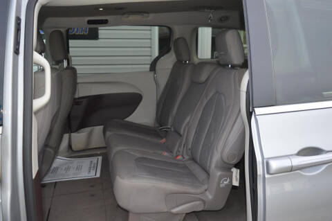 2017 Chrysler Pacifica LX