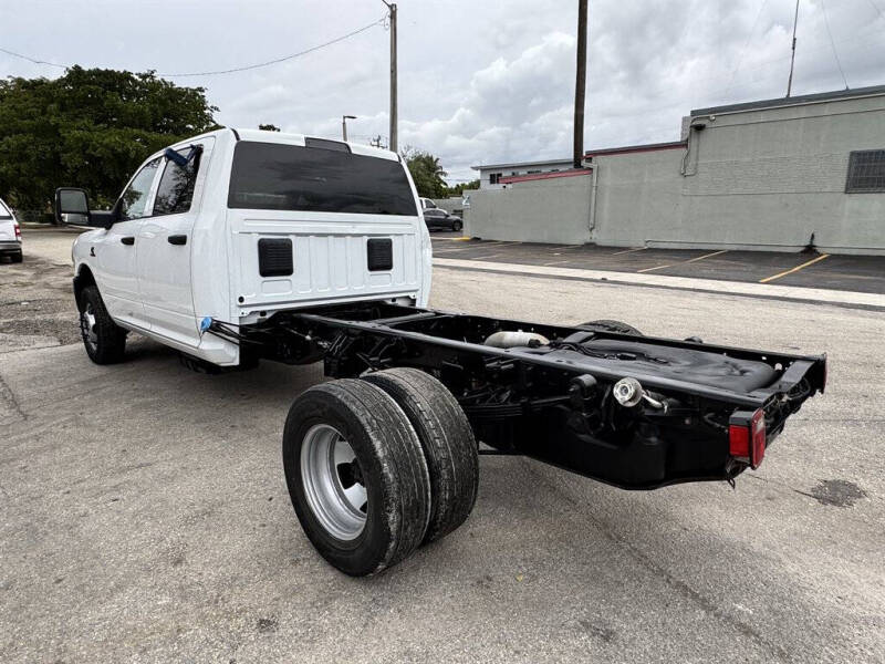 2023 RAM 3500
