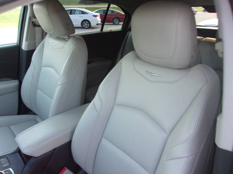 2019 Cadillac XT4 Luxury