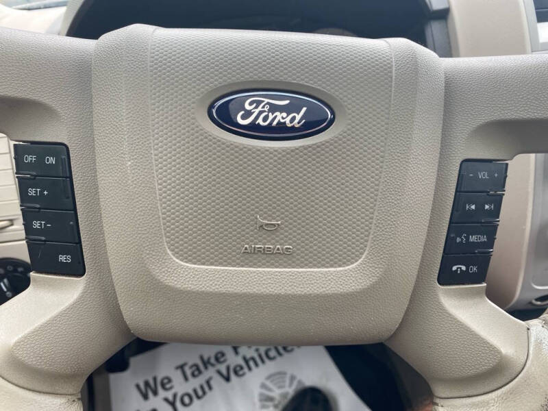 2009 Ford Escape XLT