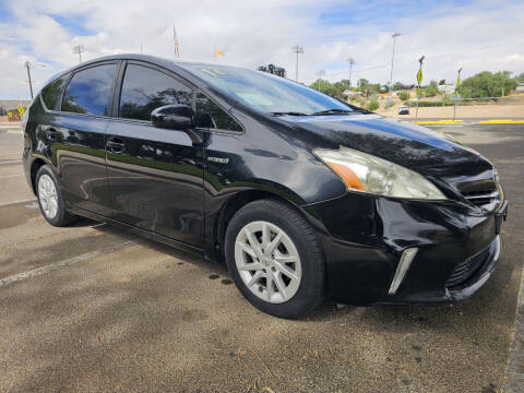 2012 Toyota Prius v Five