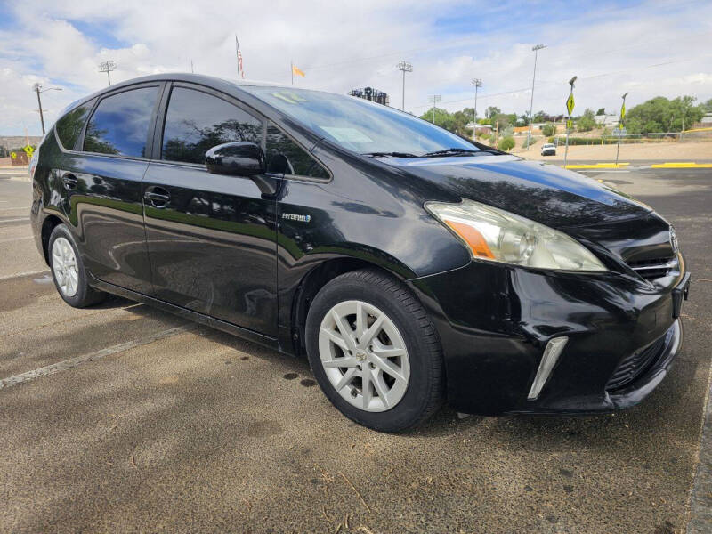 2012 Toyota Prius v Five